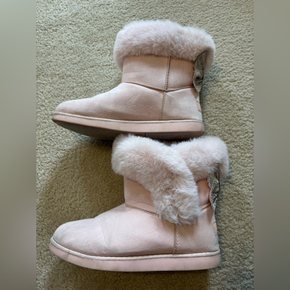 Juicy Couture Pink Bow Boots - Picture 6 of 6